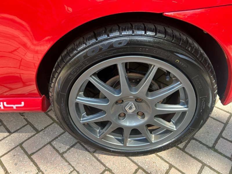 Renault Clio 2.0 16V 197 Black #6