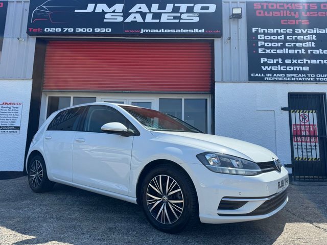 Volkswagen Golf 1.6 Tdi Se Nav Hatchback Euro 6 White