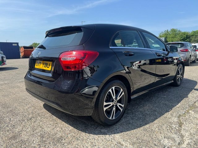 Mercedes-Benz A Class 1.5 A180d Se Hatchback Euro 6 S OV17YBU Black #4