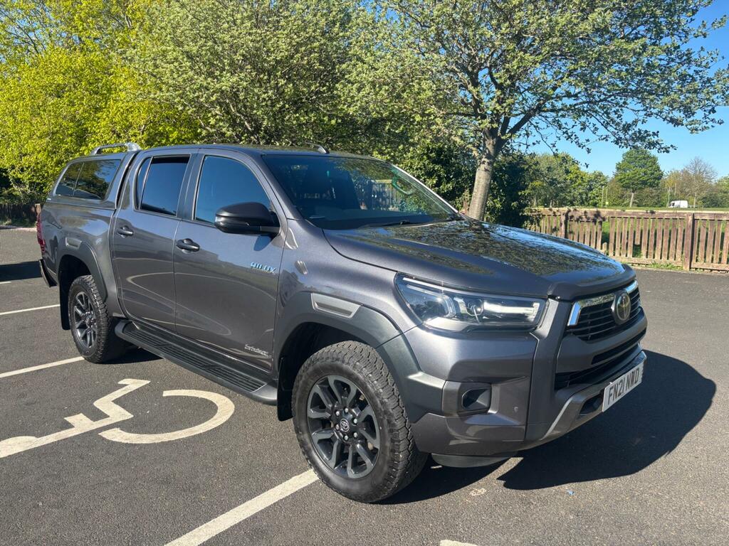 Toyota HILUX 2.8 D-4d Invincible X 4Wd Euro 6 Ss Grey