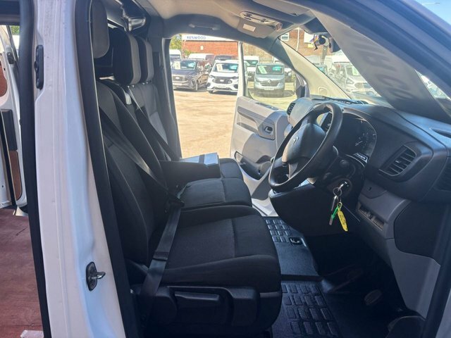 Citroen Dispatch Bluehdi 1000 Enterprise Pro YC72HGJ White #2