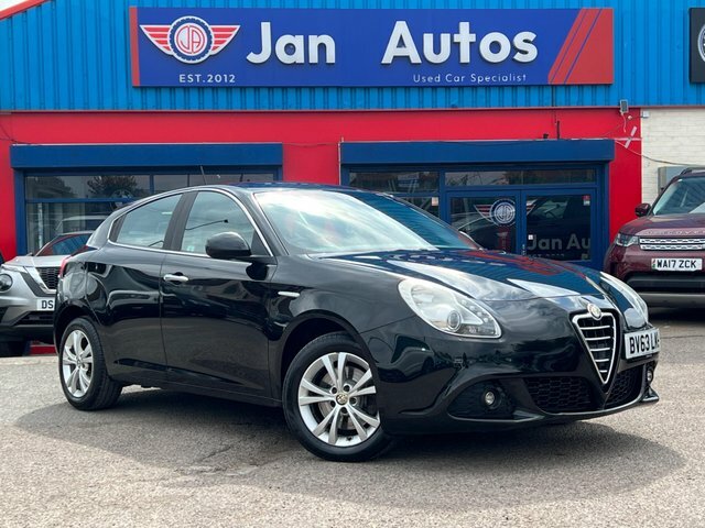 Alfa Romeo Giulietta 2013 2.0 Jtdm-2 Lusso Euro 5 Ss Black