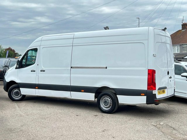 Mercedes-Benz Sprinter 2022 2.0 315 Cdi Progressive Rwd L3 H2 Euro 6 Ss NA22WKN White #2