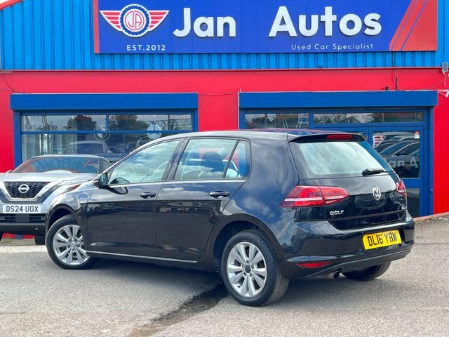 Volkswagen Golf 2016 1.6 Tdi Bluemotion Tech Match Edition Dsg Eur Grey #2