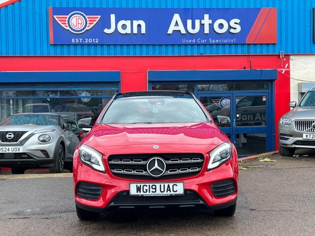 Mercedes-Benz GLA Class 2019 1.6 Gla200 Amg Line Premium Plus 7G-dct Eur WG19UAC Red #4