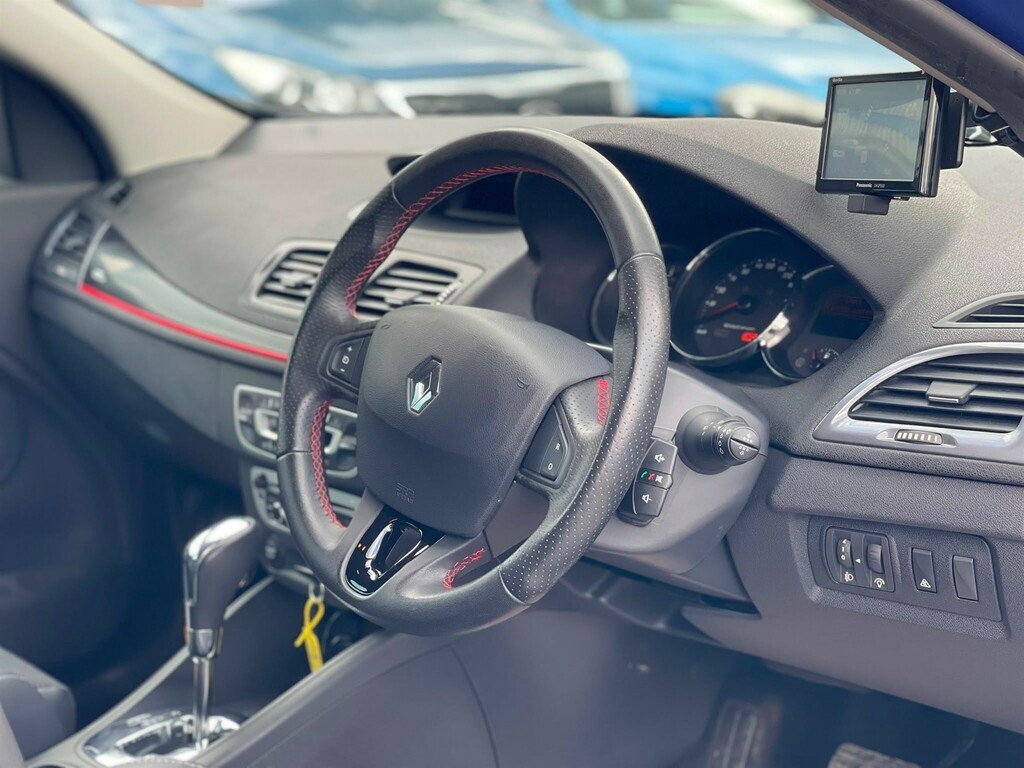 Renault Megane 1.2 Tce Sport Tourer JCW24 Blue #3