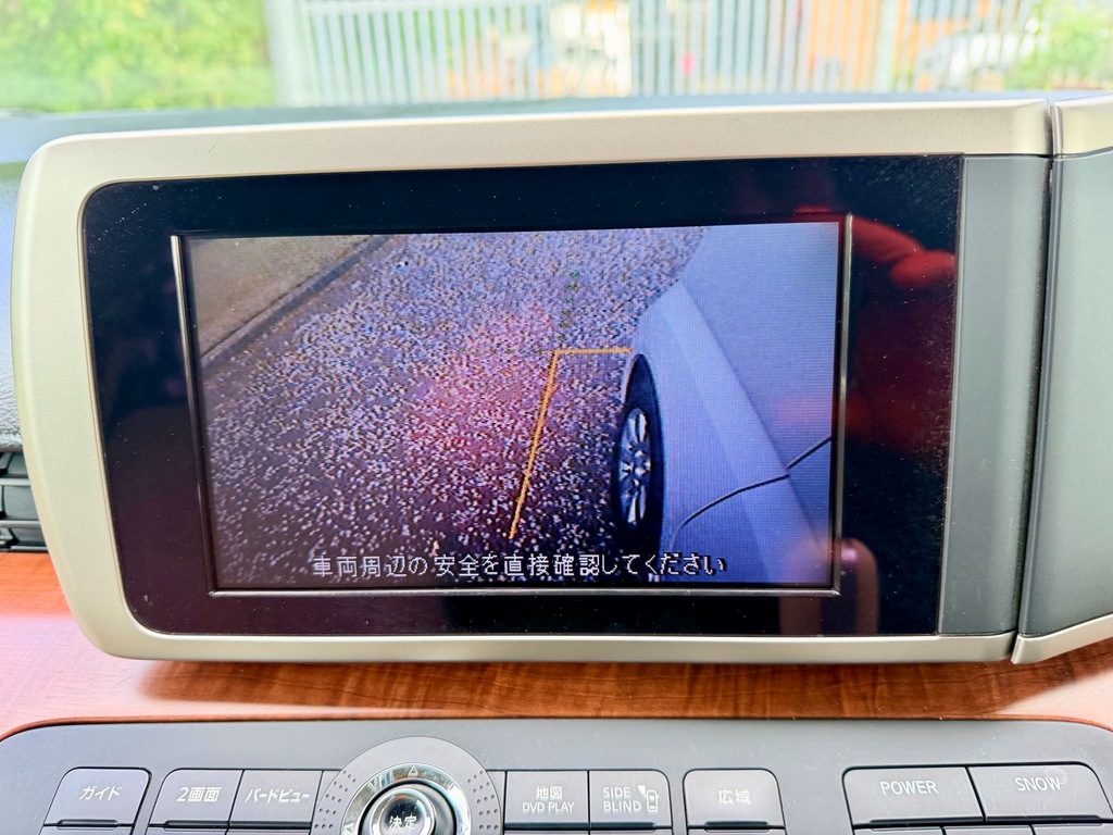 Nissan Elgrand 3.5 V6 White #21