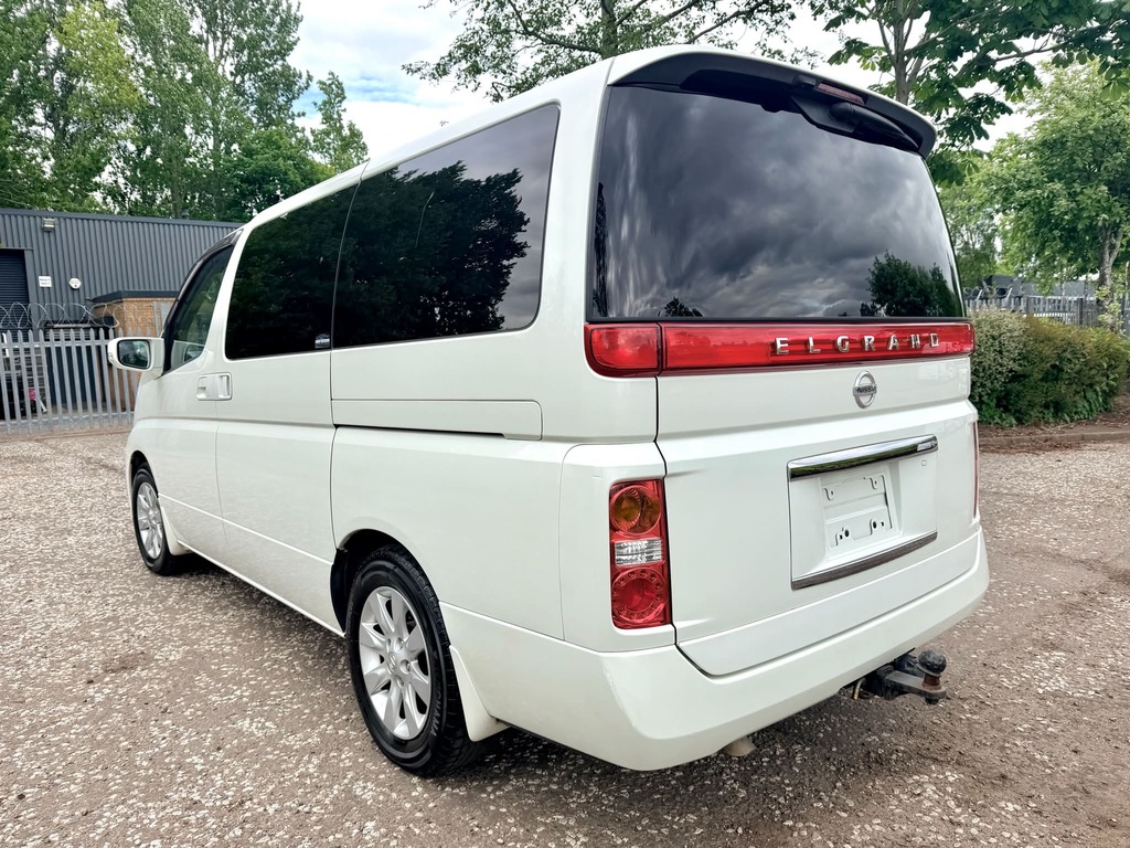 Nissan Elgrand Fresh Import 4Wd 8 Seats Mpv 4 B Grade Ulez White #4