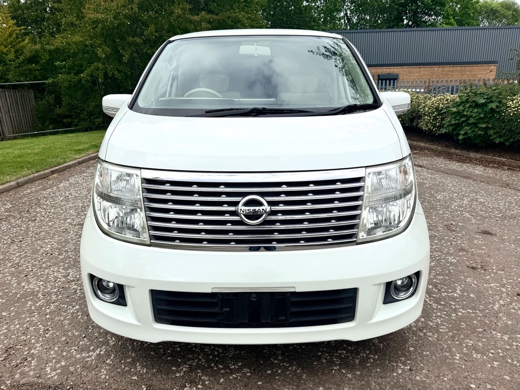 Nissan Elgrand Fresh Import 4Wd 8 Seats Mpv 4 B Grade Ulez White #2