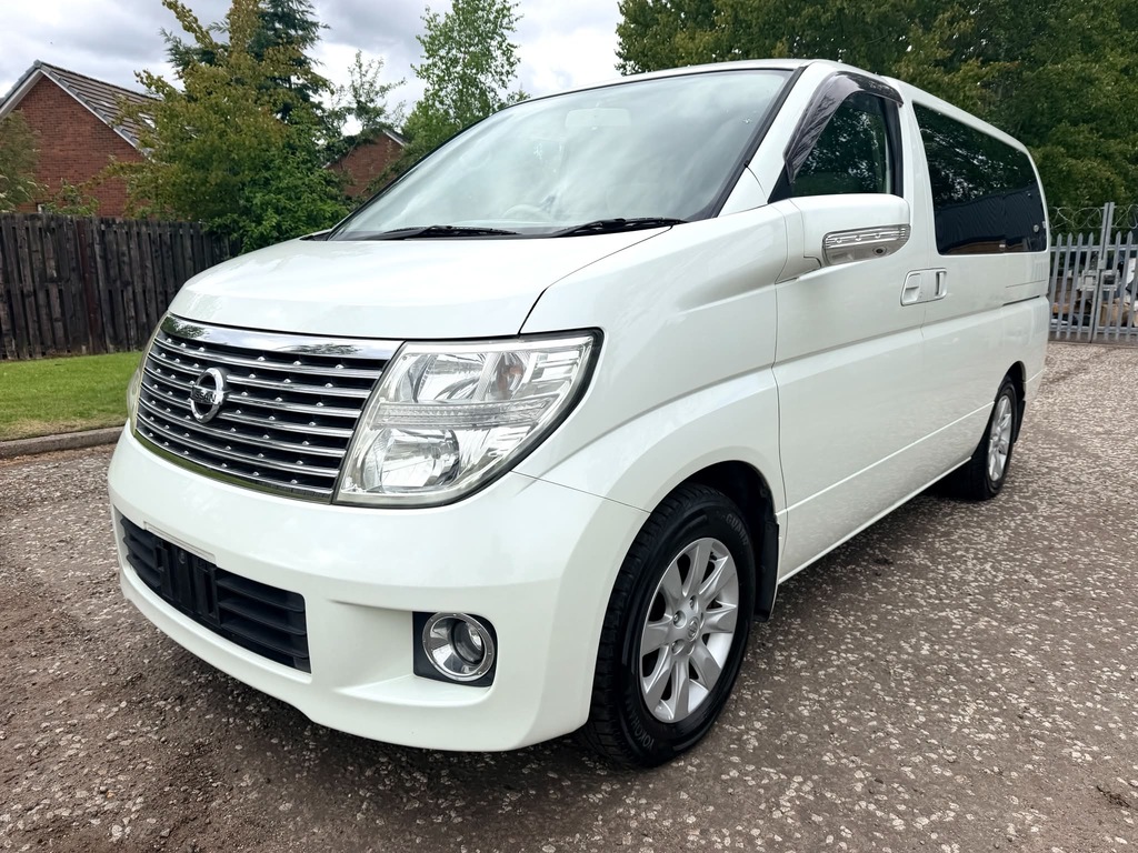 Nissan Elgrand Fresh Import 4Wd 8 Seats Mpv 4 B Grade Ulez White #3