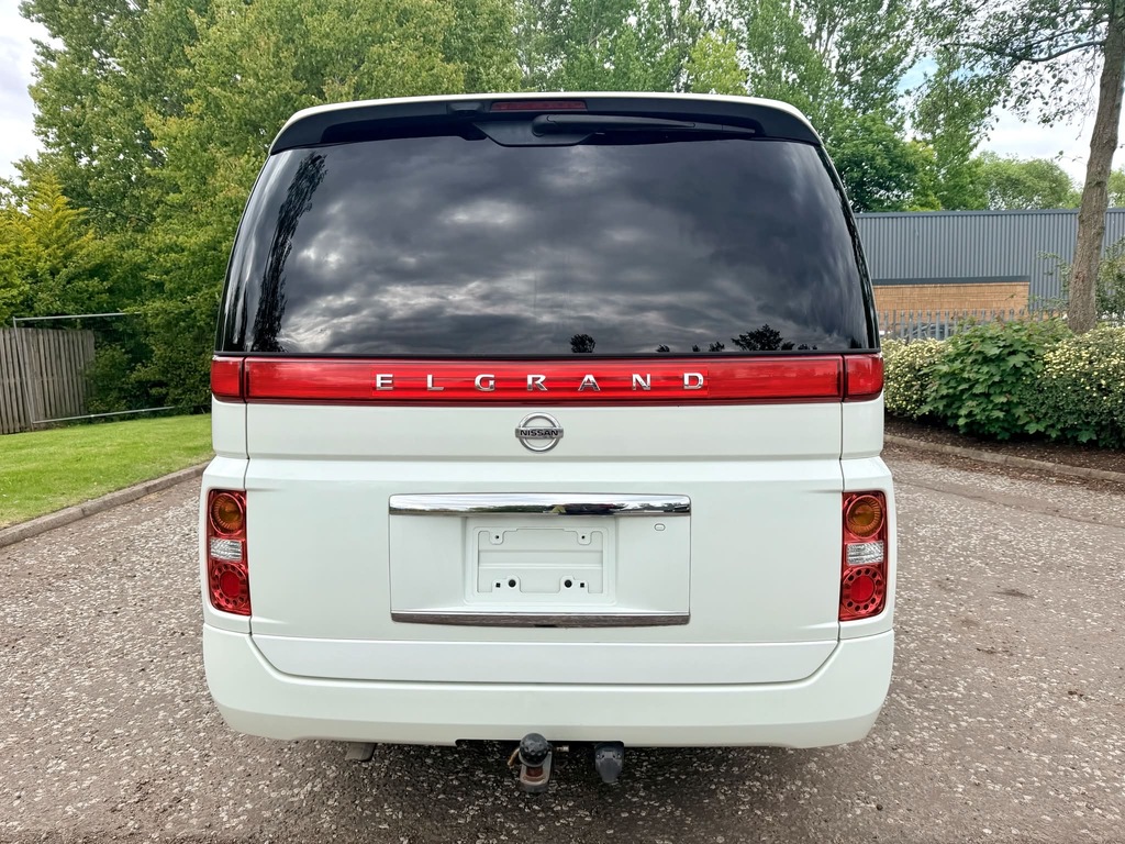 Nissan Elgrand Fresh Import 4Wd 8 Seats Mpv 4 B Grade Ulez White #5