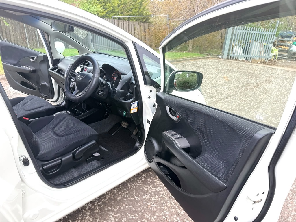 Honda Fit Hatchback Blue #10
