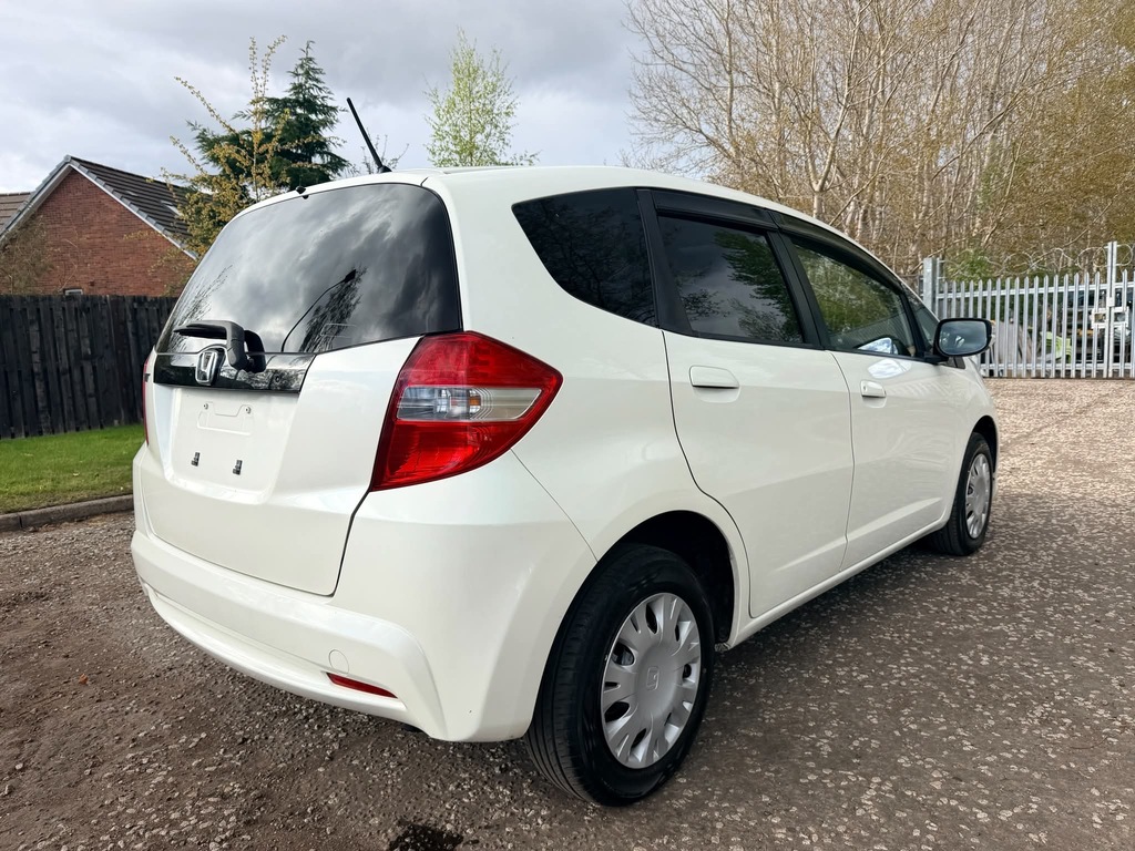 Honda Fit Jazz Fresh Import G Smart Esition 1.3 Hat  White #6
