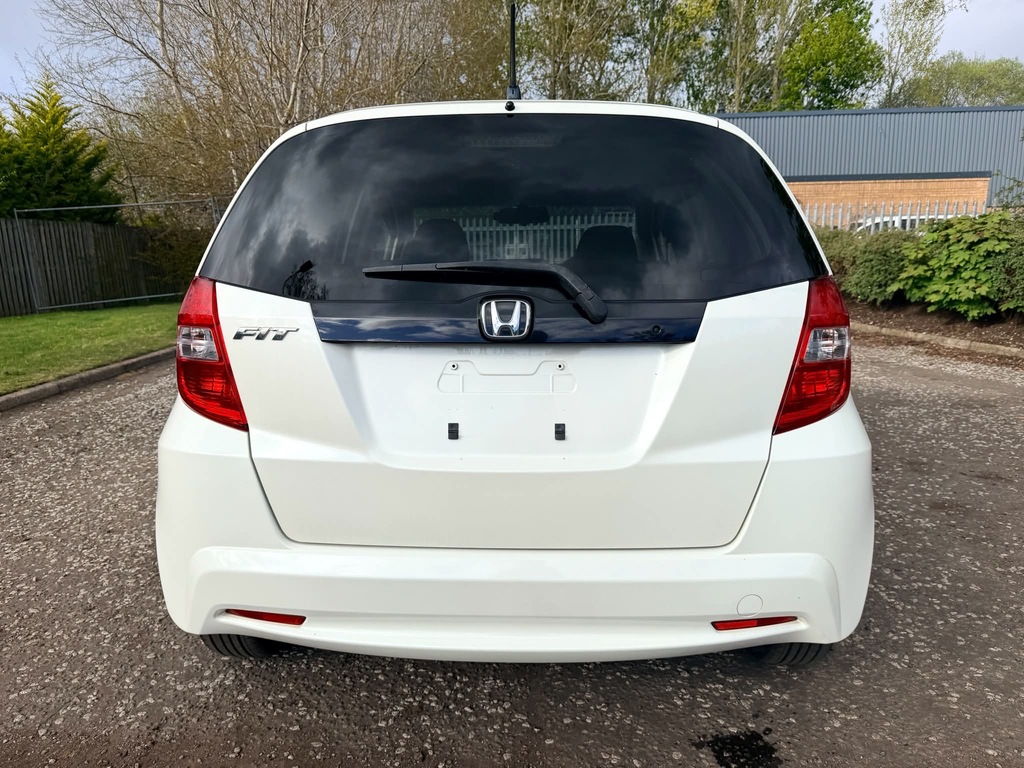 Honda Fit Jazz Fresh Import G Smart Esition 1.3 Hat  White #5