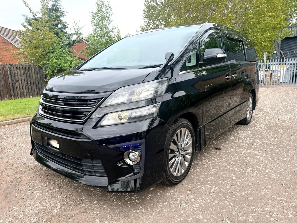 Toyota Vellfire Fresh Import Golden Eye 11 2.4 7 Seats Mpv 4 Black #2