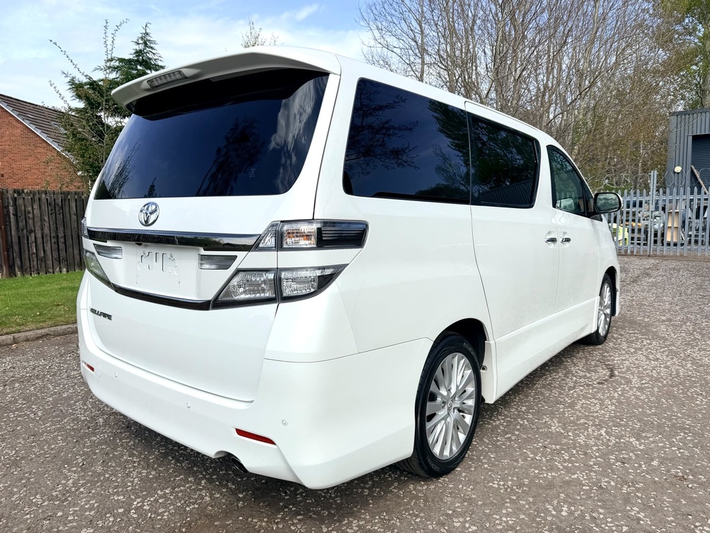 Toyota Vellfire Fresh Import Z Platinum 7 Seats Mpv 4.5 B Gra White #4