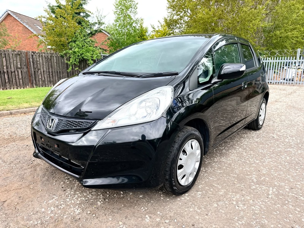 Honda Fit Jazz Fresh Import G Smart Esition 1.3 Black #3
