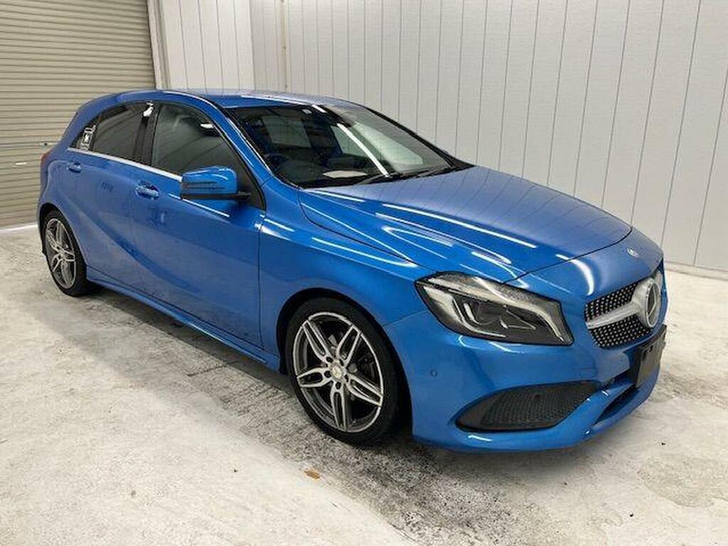 Mercedes-Benz A Class Hatchback 1.6 A180 Sport 7G-dct Euro 6 Ss TEMP168 Blue #3