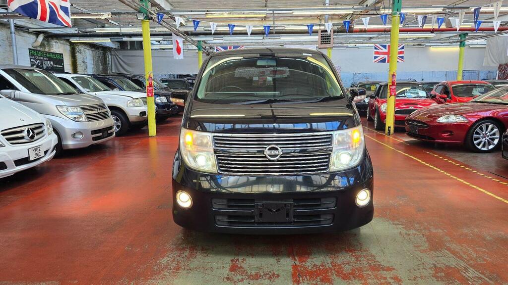 Nissan Elgrand Mpv 2.5 Highway Star 360 View Recliners 200959 Black #2