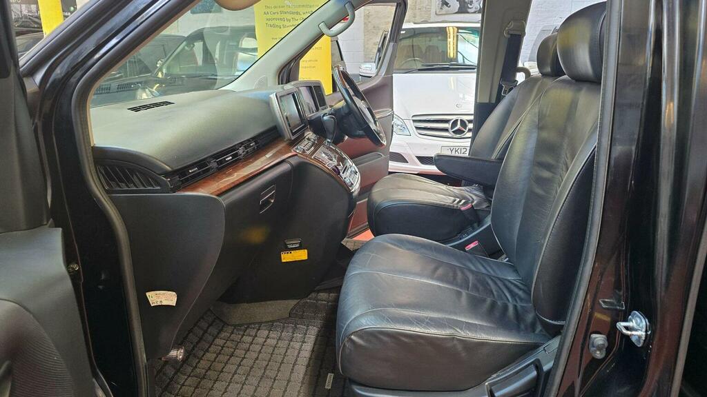 Nissan Elgrand Mpv 2.5 Highway Star 360 View Recliners 200959 Black #4