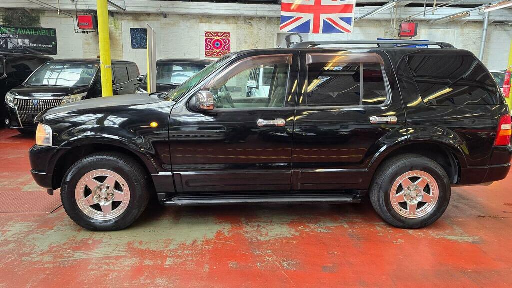 Ford Explorer 4.0 The North Face Limited Edition White #28