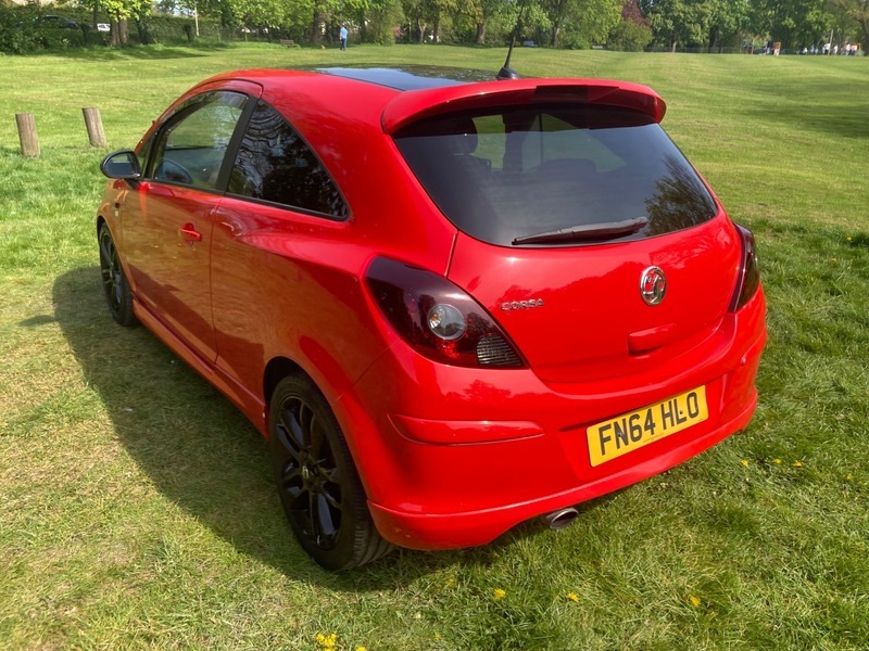 Vauxhall Corsa 1.2 16V Limited Edition FN64HLO Red #4