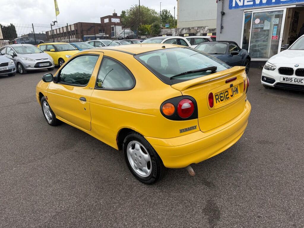 Renault Megane Coupe 1.6E Sport Sunroof 1998R Yellow #4