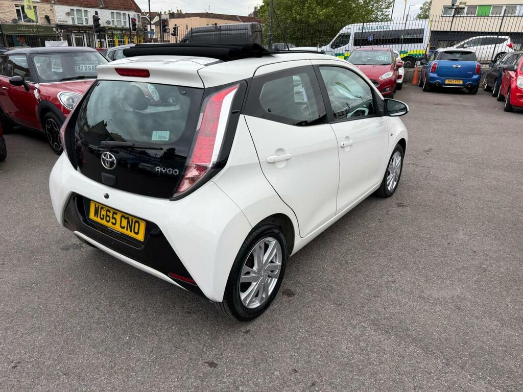 Toyota Aygo Hatchback 1.0 Vvt-i X-pression X-wave X-shift Euro WG65CNO White #3