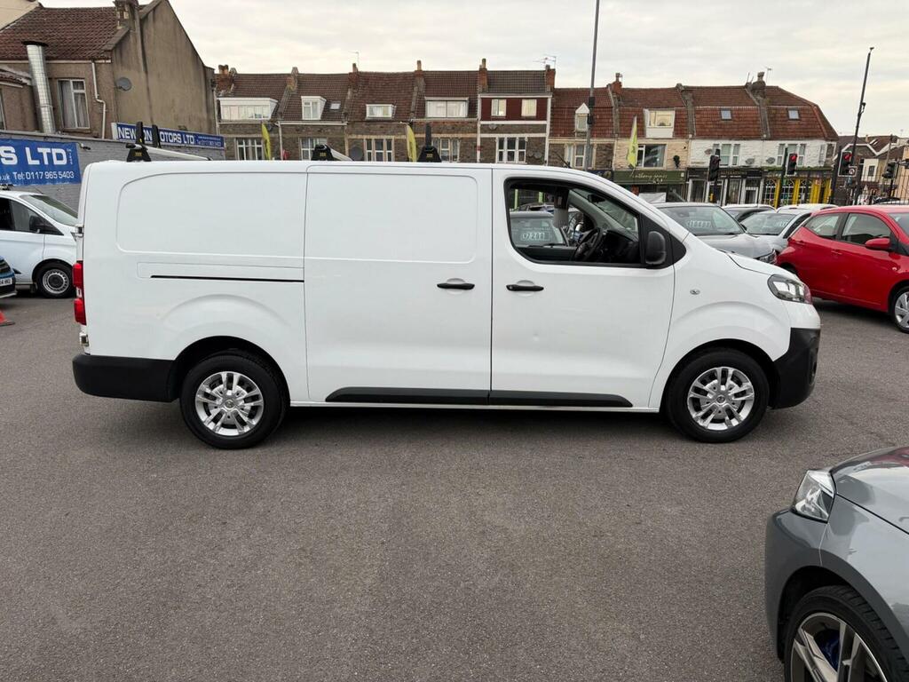 Vauxhall Vivaro Panel Van 1.5 Turbo D 2900 Dynamic L2 H1 Euro 6 S DY70XPW White #2
