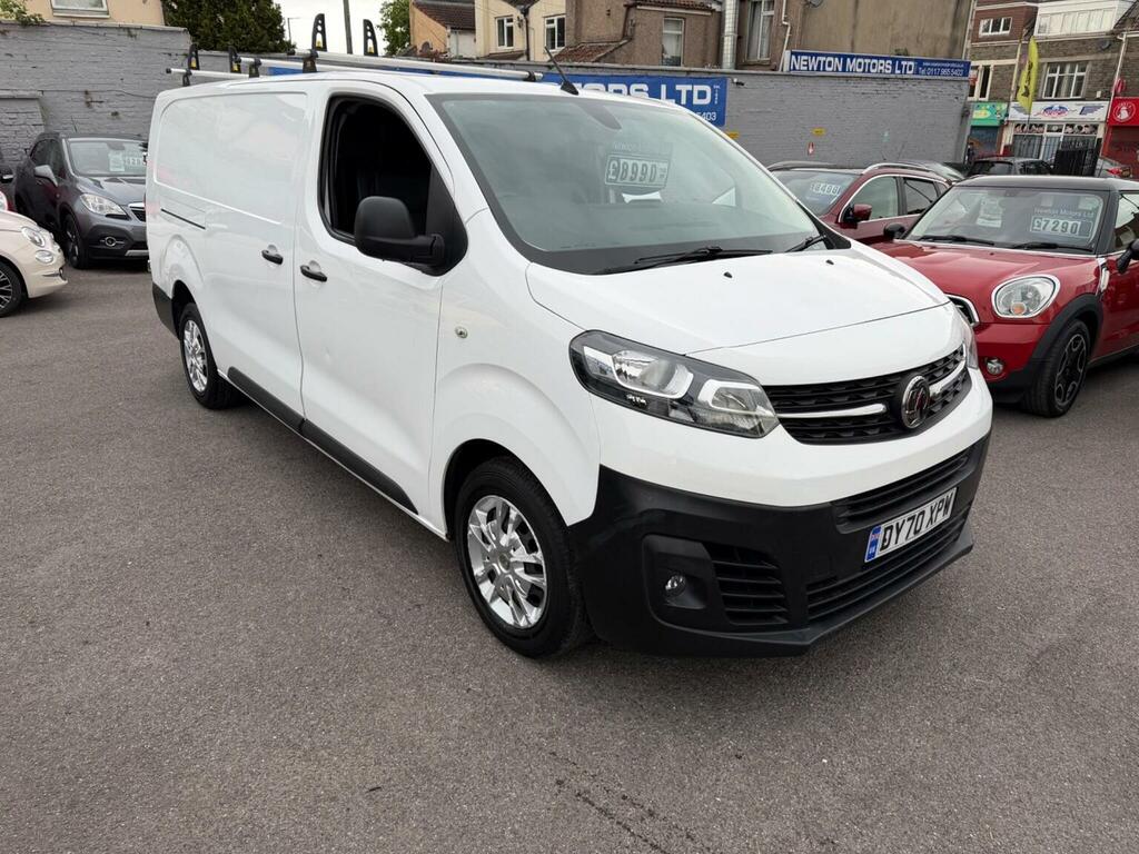 Vauxhall Vivaro Panel Van 1.5 Turbo D 2900 Dynamic L2 H1 Euro 6 S White