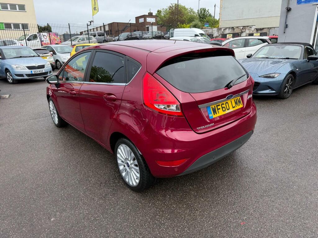 Ford Fiesta Hatchback 1.4 Titanium 201060 Red #5