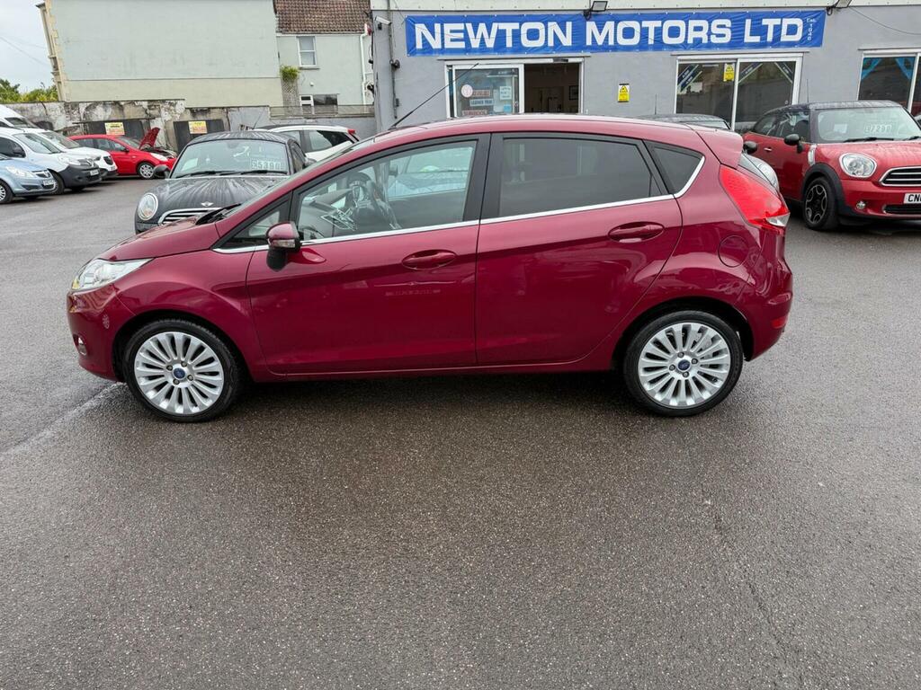 Ford Fiesta Hatchback 1.4 Titanium 201060 Red #6