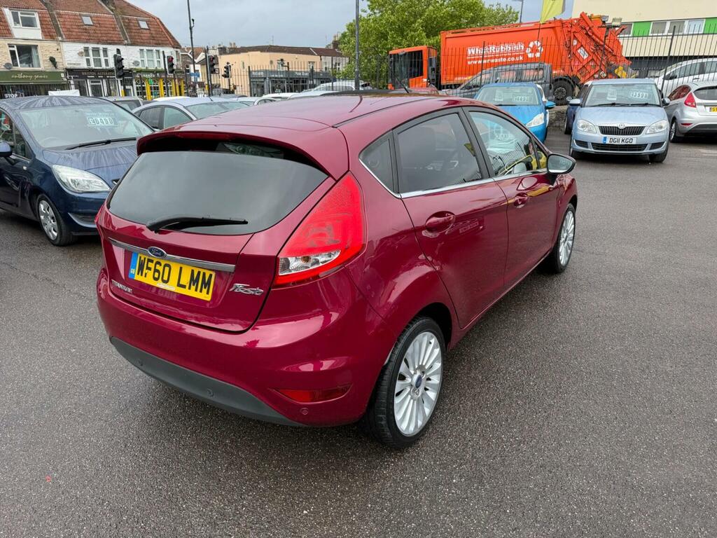 Ford Fiesta Hatchback 1.4 Titanium 201060 Red #3
