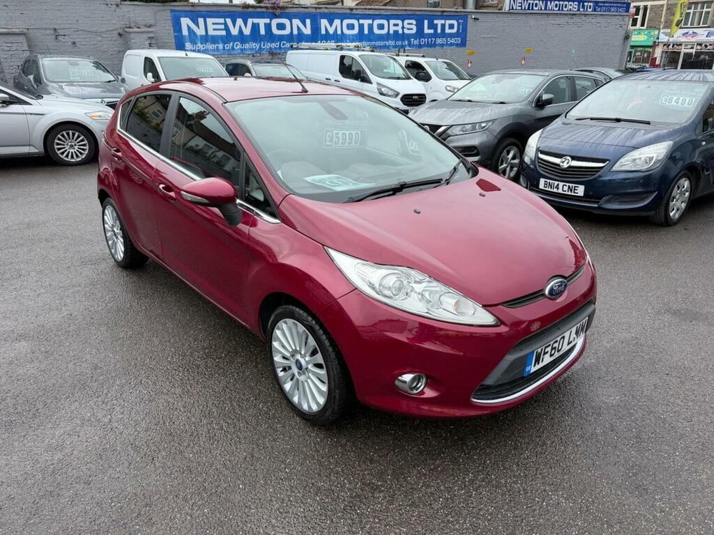 Ford Fiesta Hatchback 1.4 Titanium 201060 Red