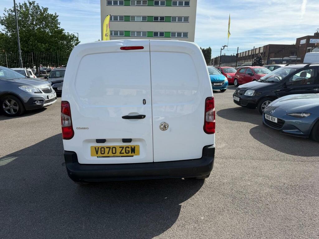 Vauxhall Combo Panel Van 1.5 Turbo D 2300 Edition L1 H1 Euro 6 S VO70ZGW White #4