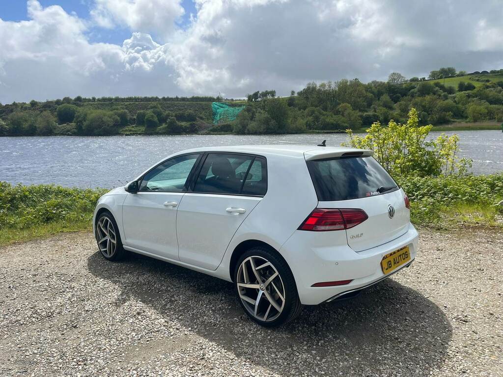 Volkswagen Golf 1.0 Tsi 115 Match Edition GL69RZM White #3