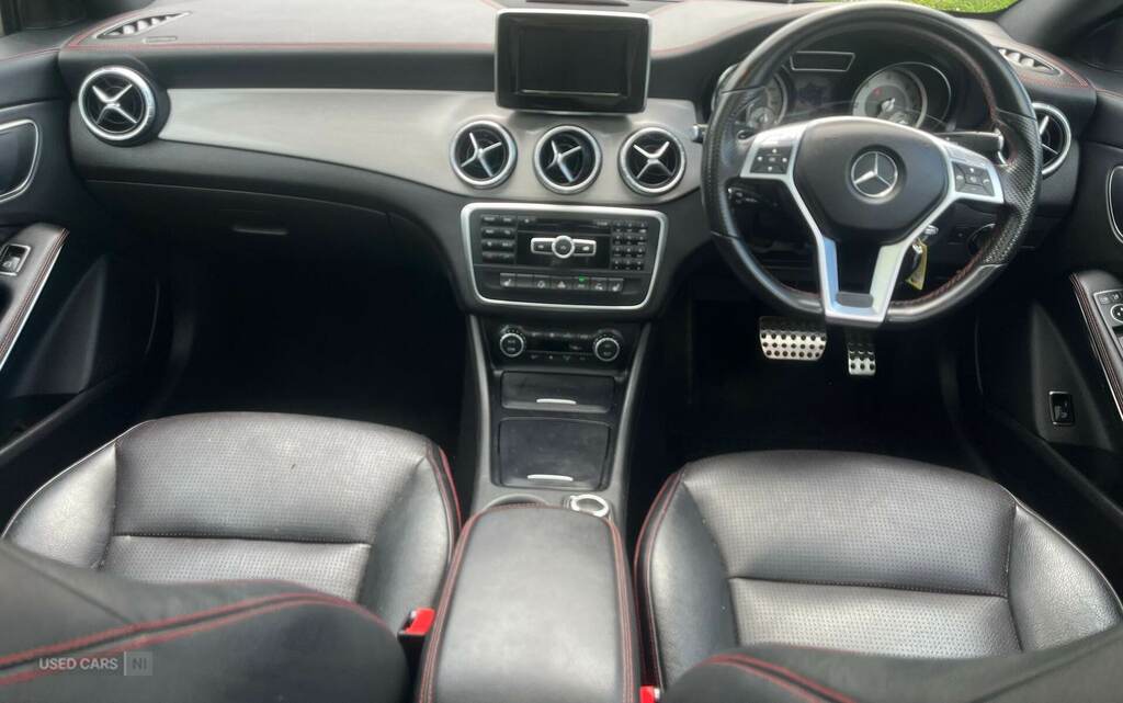 Mercedes-Benz CLA Class Cla 220 Cdi Amg Sport Tip WV64YZE White #3