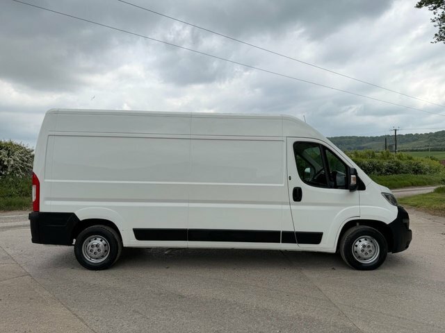 Citroen Relay 2019 2.2 Bluehdi 35 Enterprise Panel Van Diese LG69LDA White #4