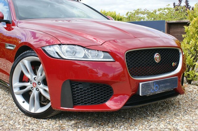 Jaguar XF S 3.0D V6 Sportbrake CN67HUO Red #6