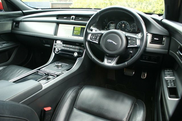 Jaguar XF S 3.0D V6 Sportbrake CN67HUO Red #2