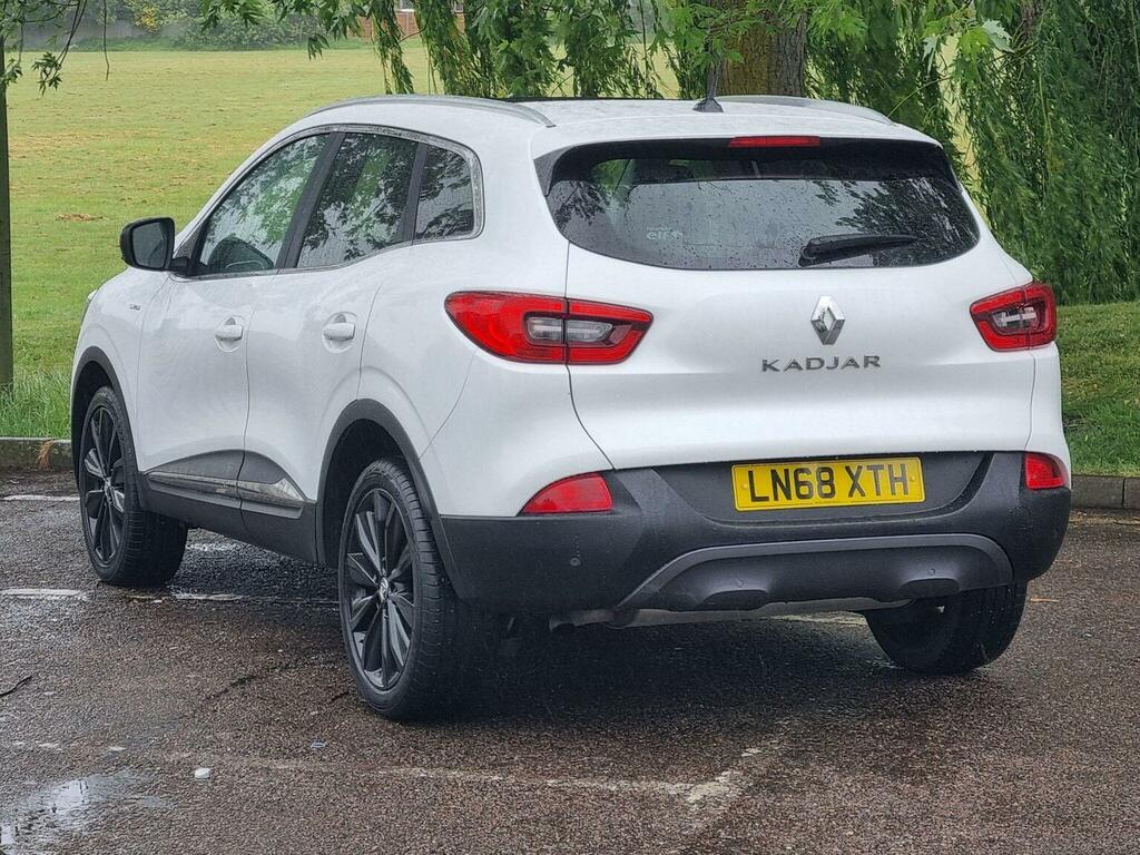 Renault Kadjar Suv 1.2 Tce Signature Nav Euro 6 Ss 20186 LN68XTH White #4