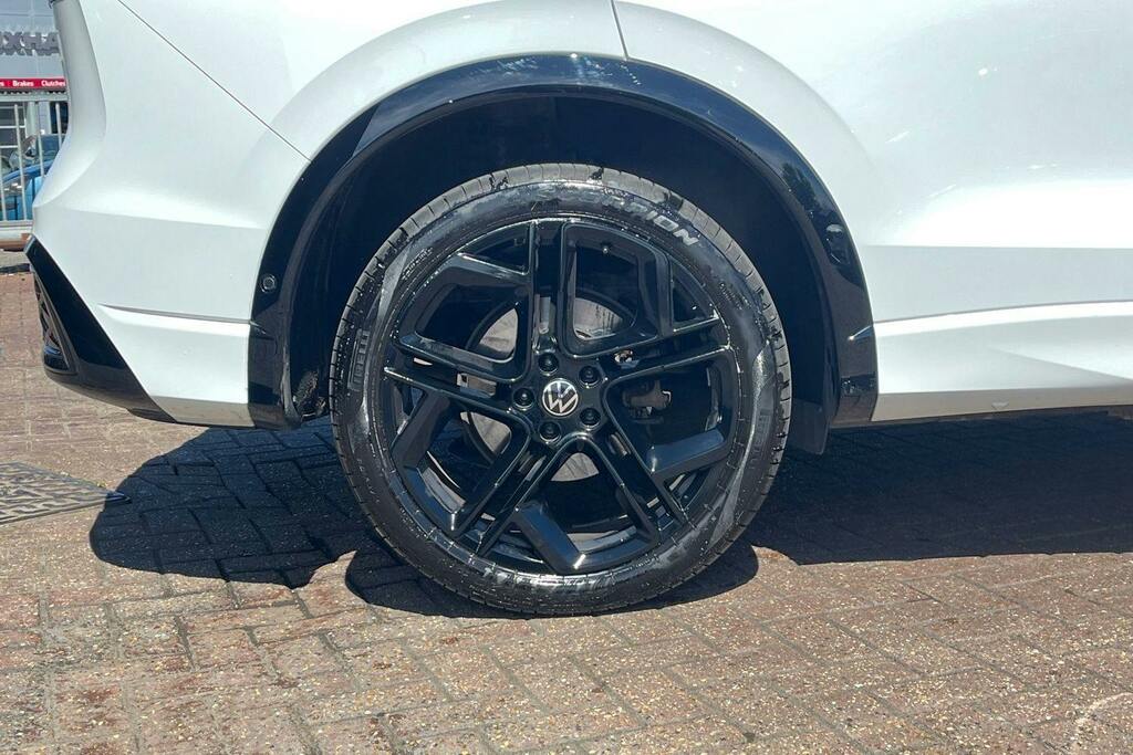 Volkswagen Tiguan 1.5 Tsi Ehybrid 19.7Kwh R-line Suv Plug GJ75ZCA White #5