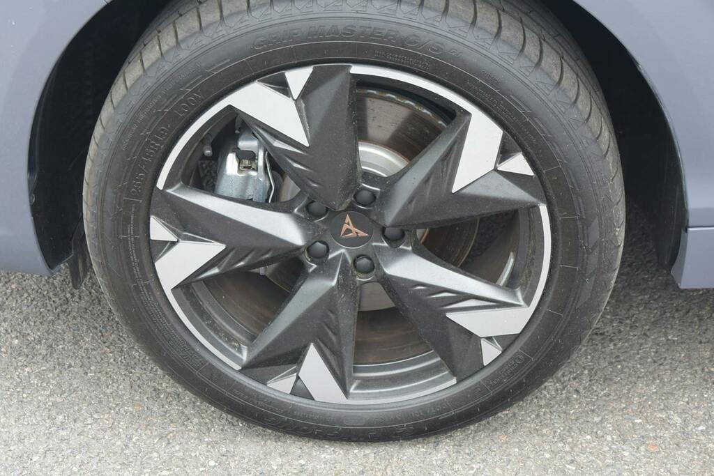 Cupra Terramar 1.5 Ehybrid 25.8Kwh V2 Suv Plug In Hybr KT74HWC Grey #5