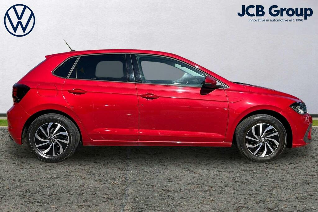 Volkswagen Polo 1.0 Tsi Life Hatchback GD23HXG Red #4
