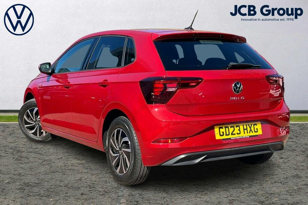 Volkswagen Polo 1.0 Tsi Life Hatchback GD23HXG Red #3