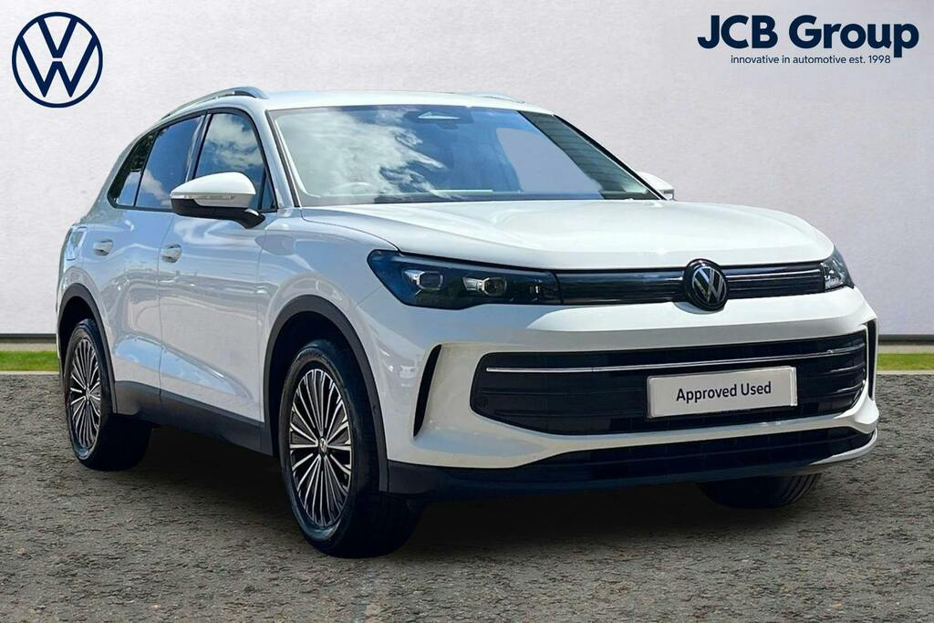 Volkswagen Tiguan 1.5 Etsi Mhev Match Suv Hybrid Dsg White