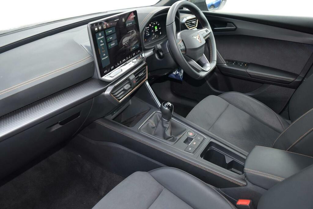 Cupra Leon 1.5 Tsi V2 Hatchback KW25LFV Grey #2