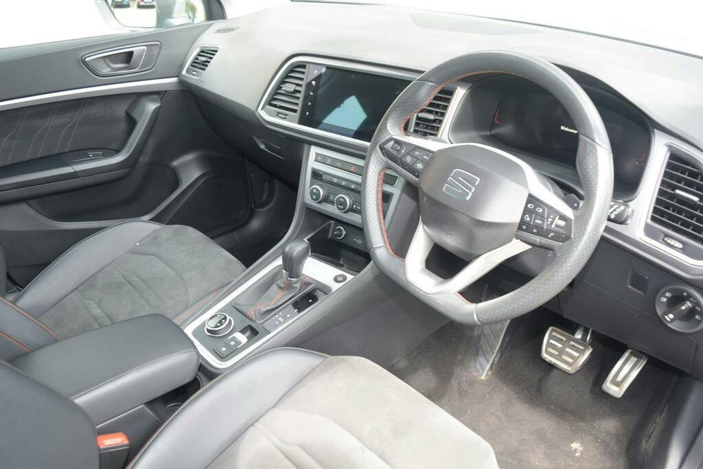 Seat Ateca 1.5 Tsi Evo Fr Suv Dsg KM74UAY White #6