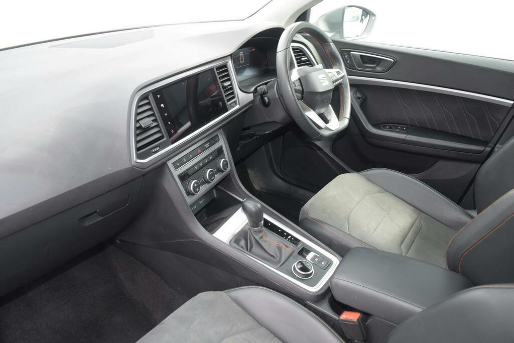 Seat Ateca 1.5 Tsi Evo Fr Suv Dsg KM74UAY White #2