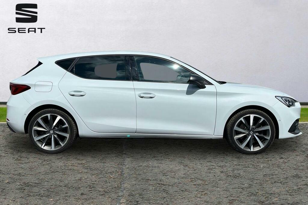 Seat Leon 1.4 Ehybrid 12.8Kwh Fr Sport Hatchback BW21EKX White #4
